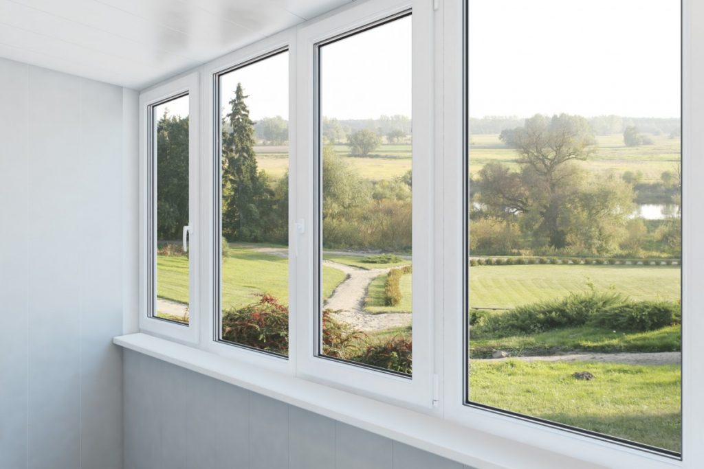 4 windows