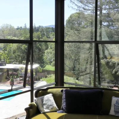 Jada awning corner windows interior view