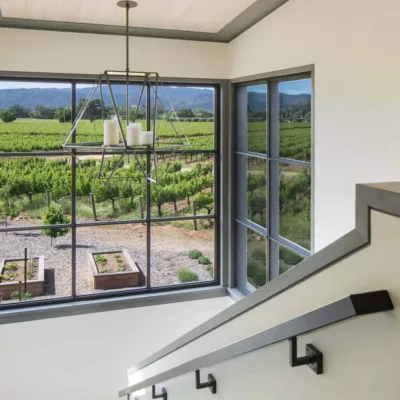 Jada bay windows interior view